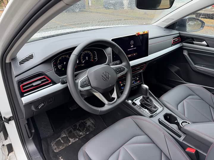 Фото 4 - Volkswagen Lavida