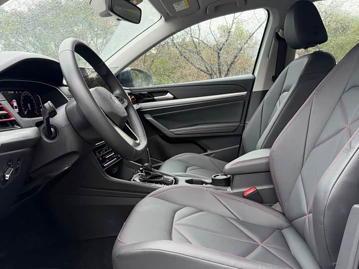 Фото 5 - Volkswagen Lavida