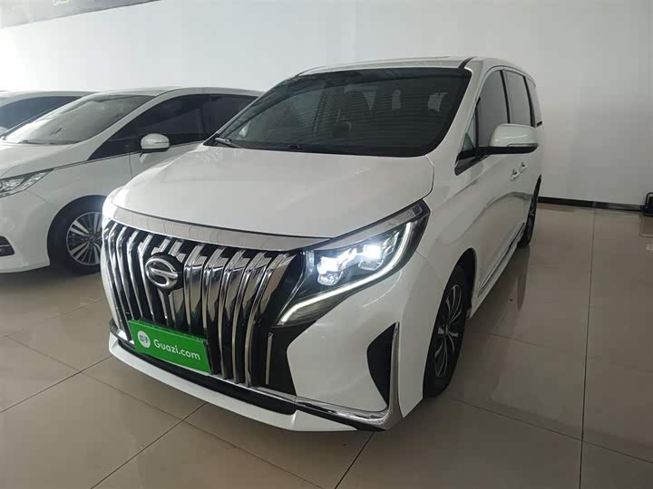 Фото 2 - GAC Trumpchi M8