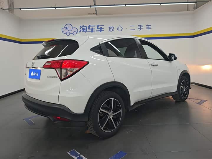 Фото 3 - Honda Vezel