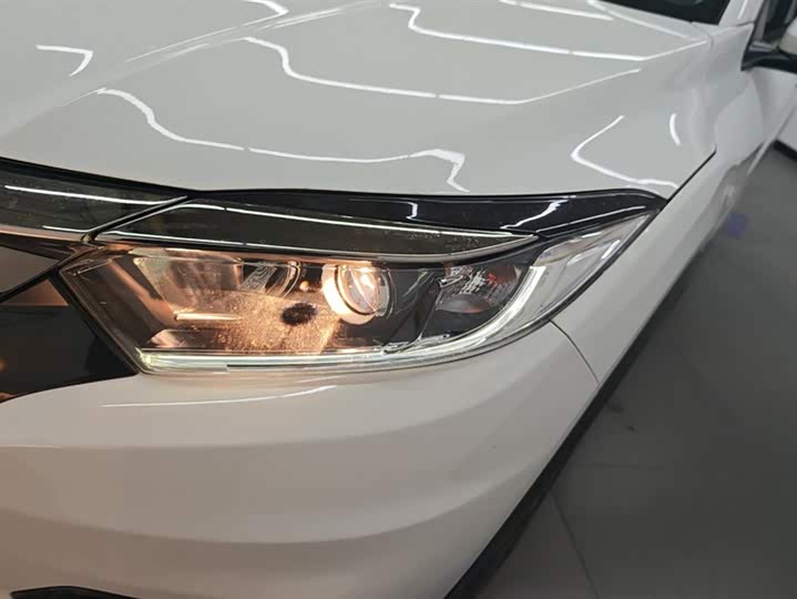 Фото 5 - Honda Vezel