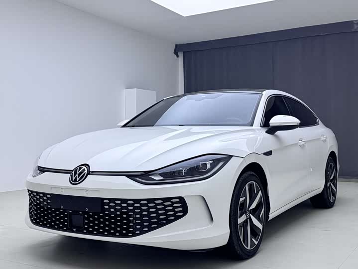 Фото 1 - Volkswagen Lamando L