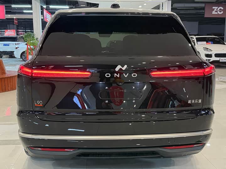 Фото 7 - Nio Onvo L90