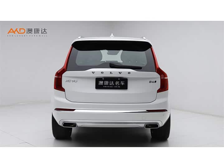 Фото 4 - Volvo XC90
