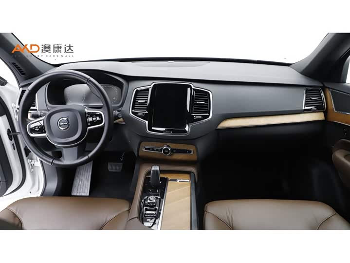 Фото 5 - Volvo XC90