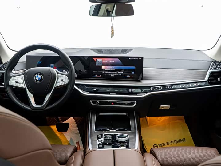 Фото 3 - BMW X7