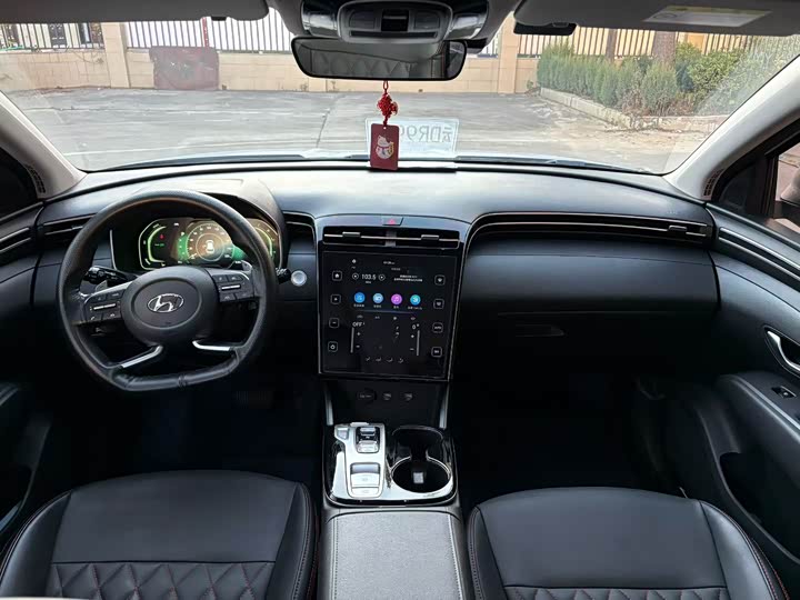 Фото 4 - Hyundai Tucson L