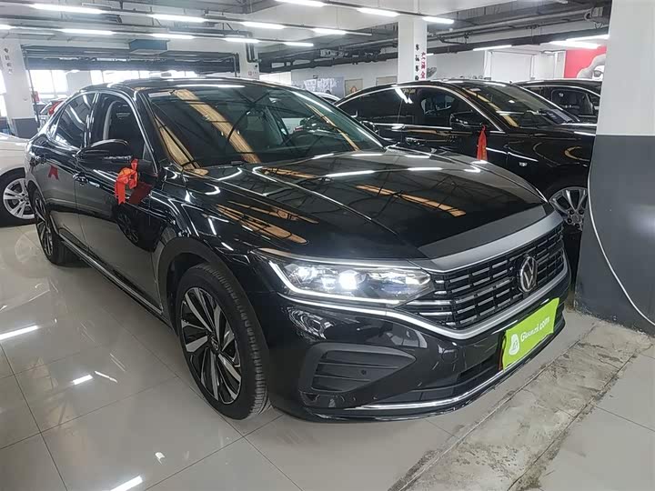 Фото 4 - Volkswagen Passat