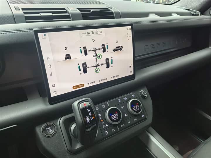 Фото 7 - Land Rover Defender