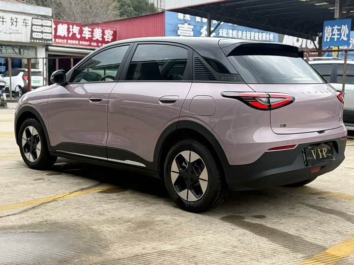 Фото 5 - Geely Galaxy Geome