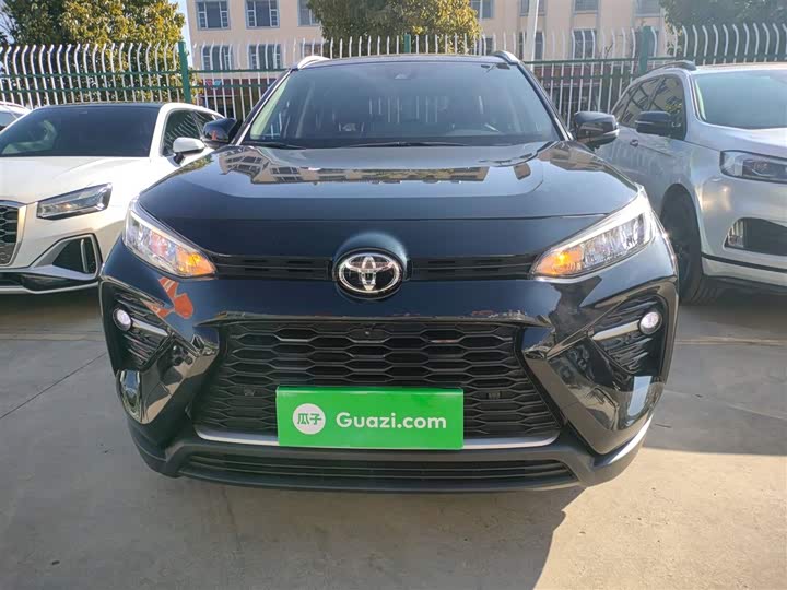 Фото 3 - Toyota Wildlander