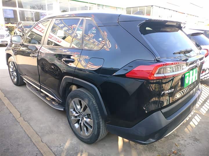 Фото 5 - Toyota Wildlander