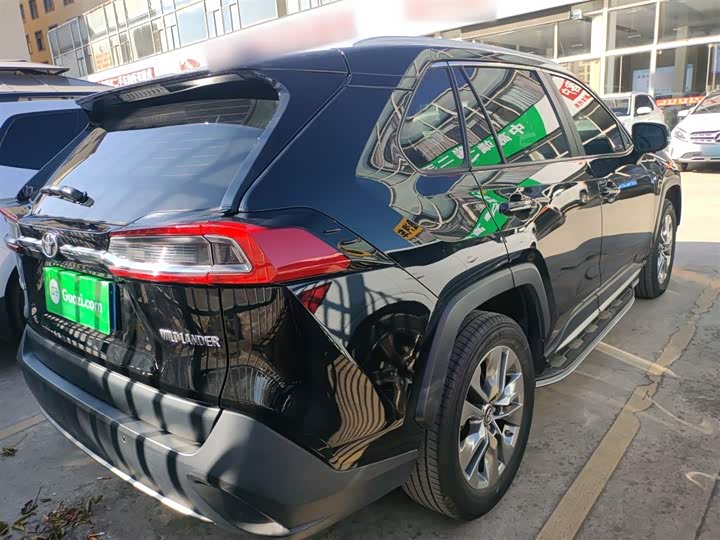 Фото 7 - Toyota Wildlander