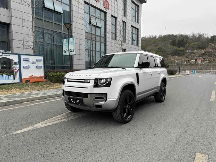 Фото 1 - Land Rover Defender