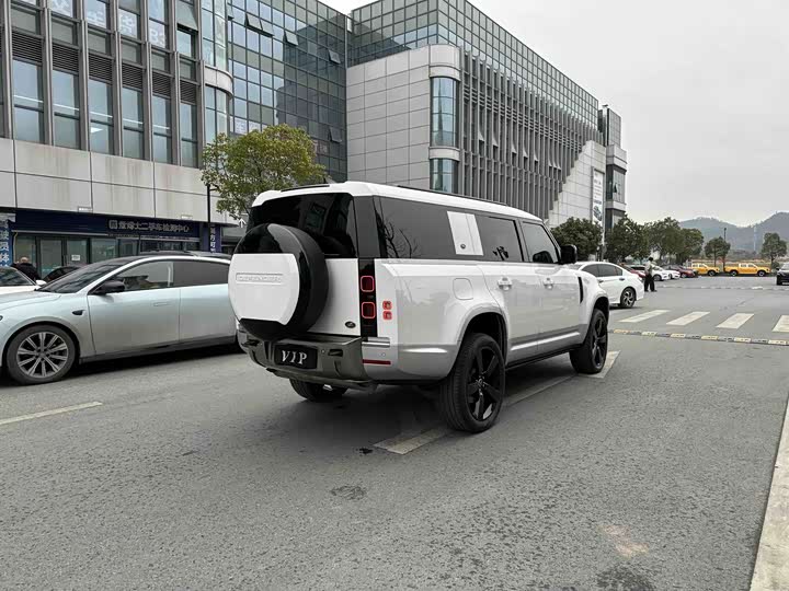 Фото 5 - Land Rover Defender