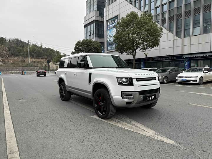 Фото 7 - Land Rover Defender