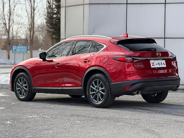 Фото 5 - Mazda CX-4