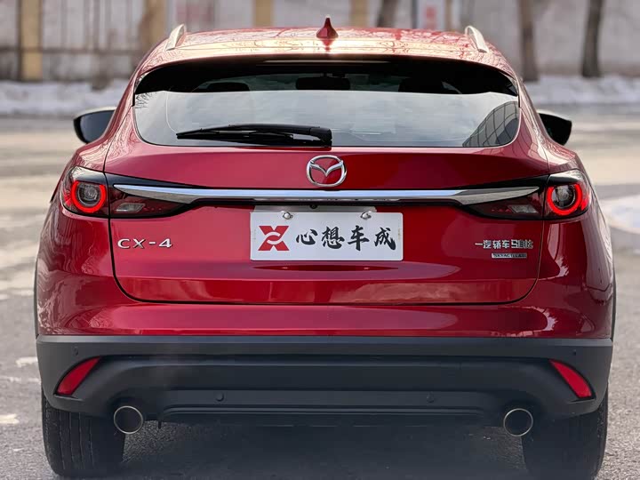 Фото 6 - Mazda CX-4