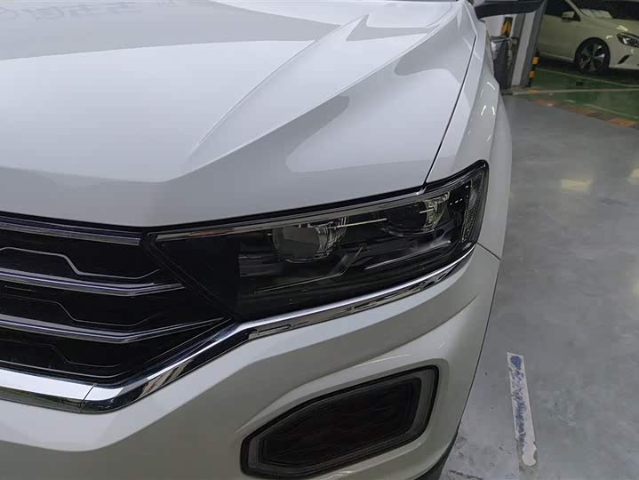 Фото 5 - Volkswagen T-Roc