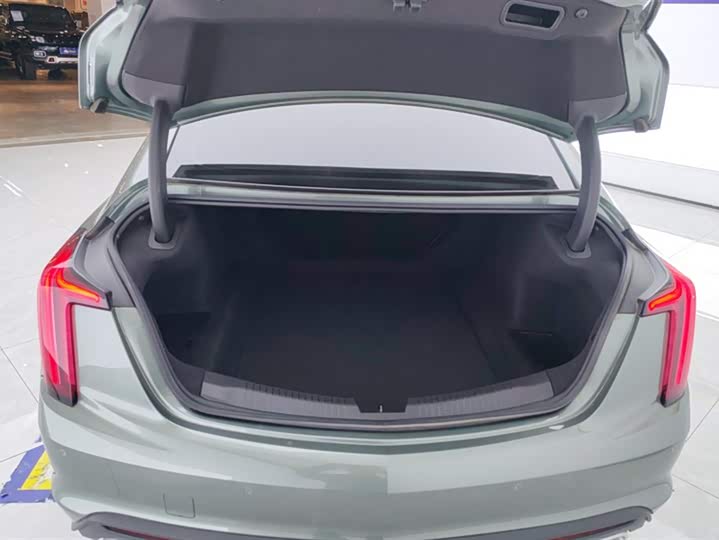 Фото 4 - Cadillac CT5