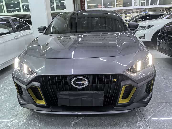 Фото 2 - GAC Trumpchi Empow R