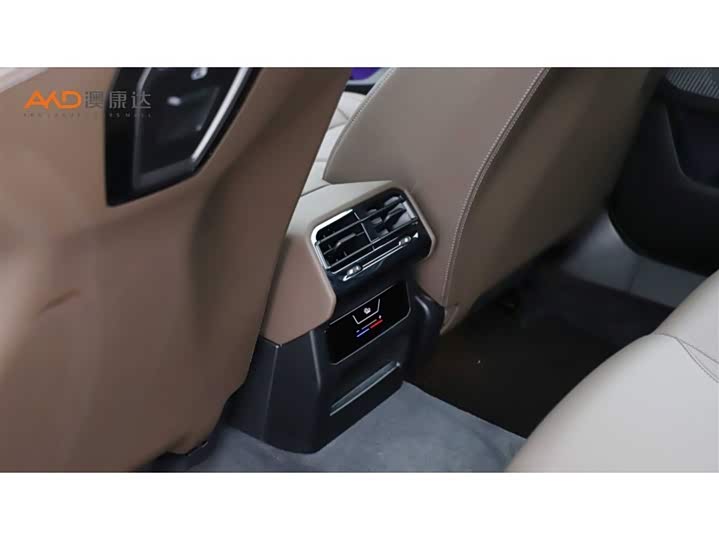 Фото 9 - BMW 5 Series