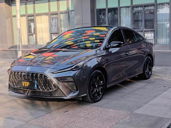 Фото 1 - MG Motor 5 Scorpio