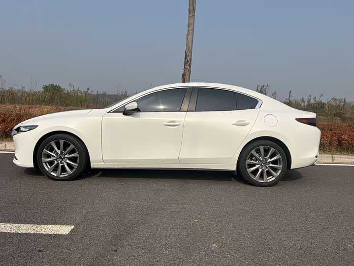 Фото 6 - Mazda 3 (Axela)