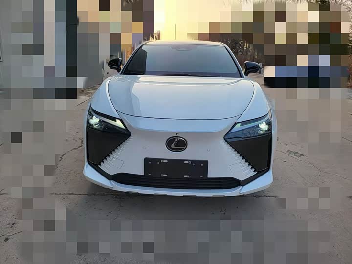 Фото 5 - Lexus RZ