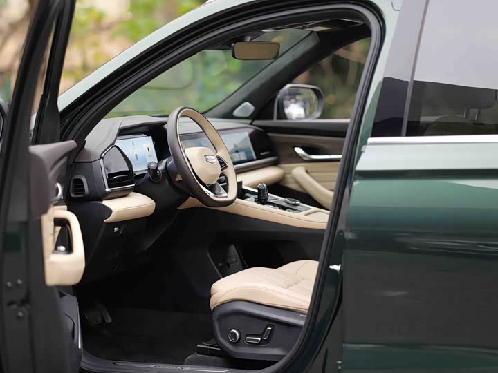 Фото 4 - Geely Monjaro