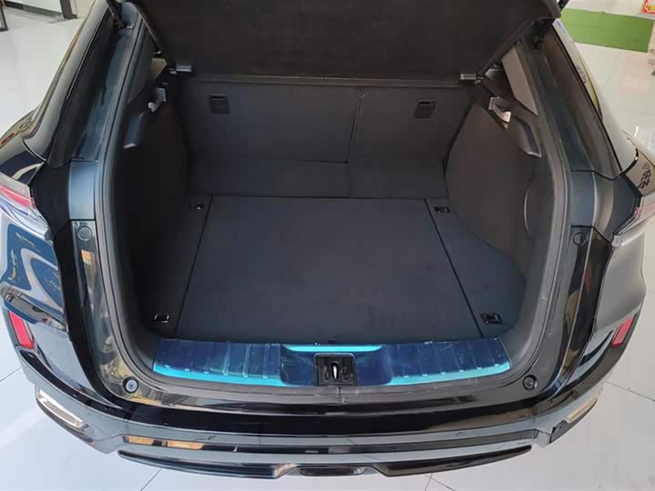 Фото 4 - Honda UR-V