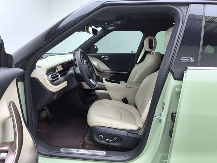 Фото 7 - Smart #1