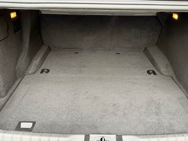 Фото 9 - Maserati Ghibli