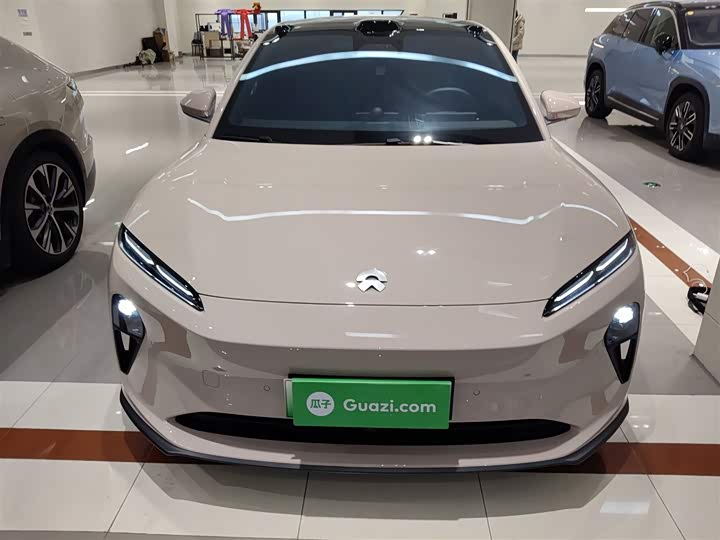 Фото 3 - Nio ET5