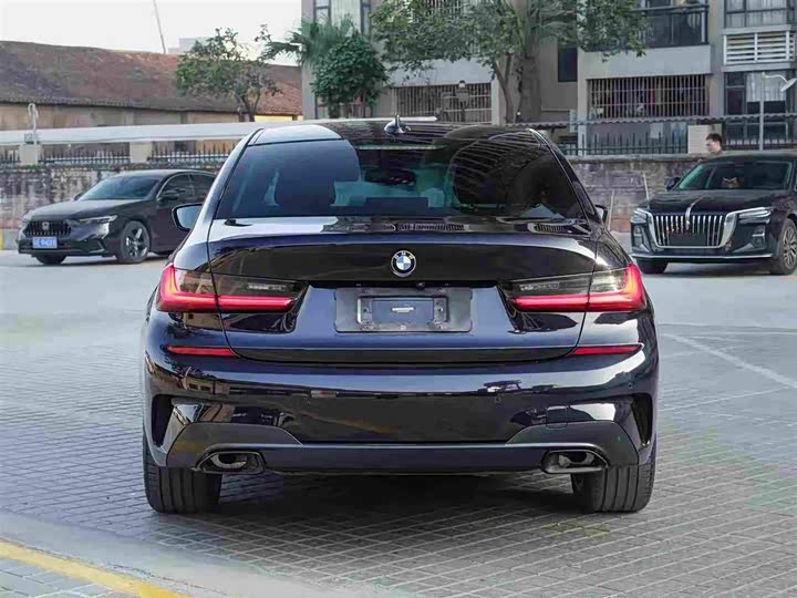 Фото 3 - BMW 3 Series