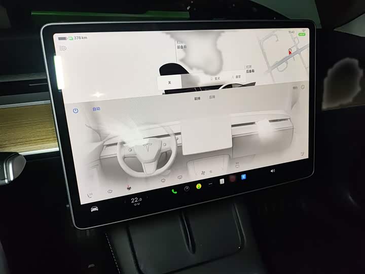 Фото 6 - Tesla Model 3