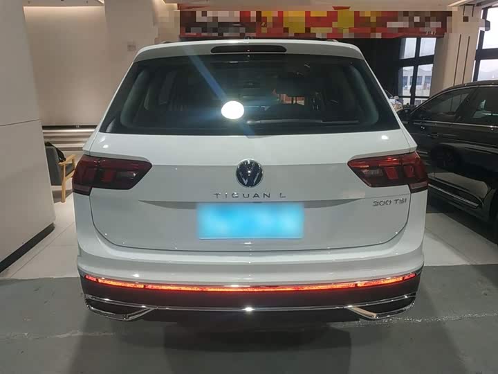 Фото 6 - Volkswagen Tiguan L Pro