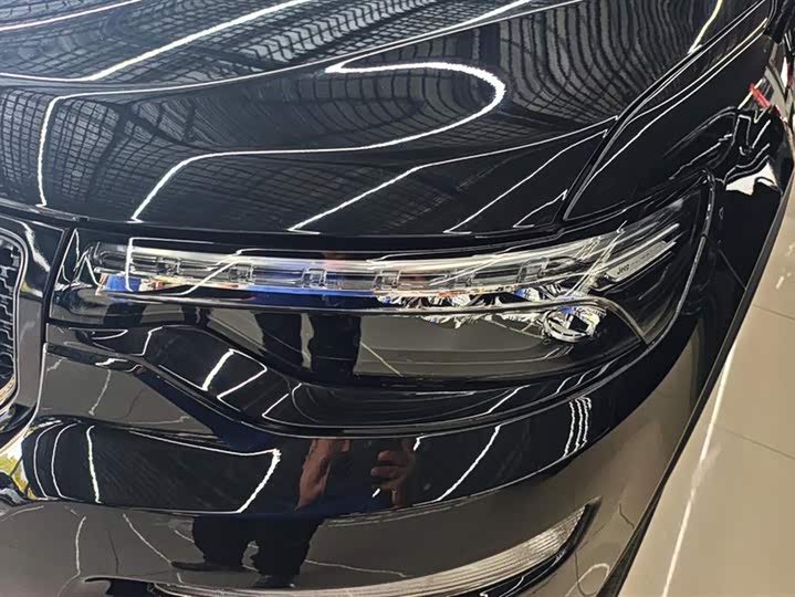 Фото 5 - Jeep Grand Commander