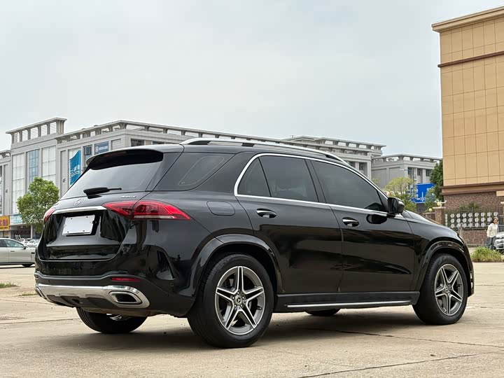 Фото 9 - Mercedes-Benz GLE-Class