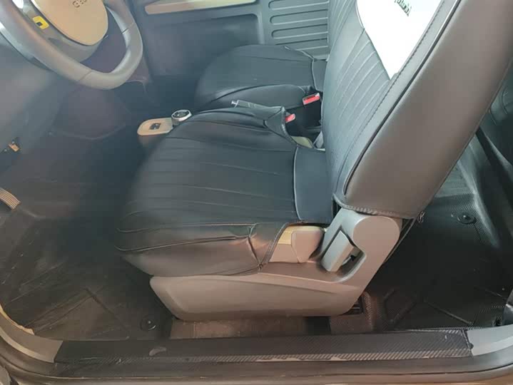 Фото 9 - Geely Galaxy Panda Mini