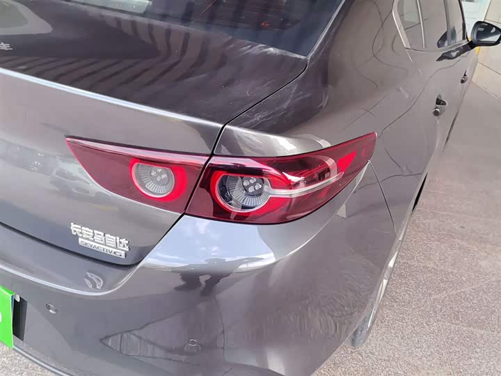 Фото 8 - Mazda 3 (Axela)