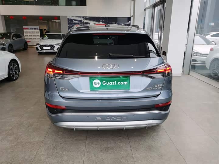 Фото 6 - Audi Q4 e-tron