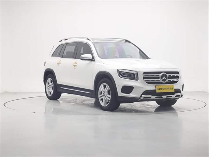 Фото 4 - Mercedes-Benz GLB-Class