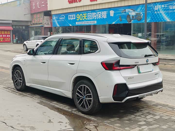 Фото 7 - BMW iX1