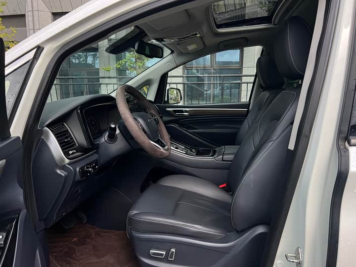 Фото 9 - GAC Trumpchi M8