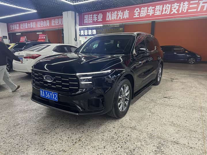 Фото 1 - Ford Edge