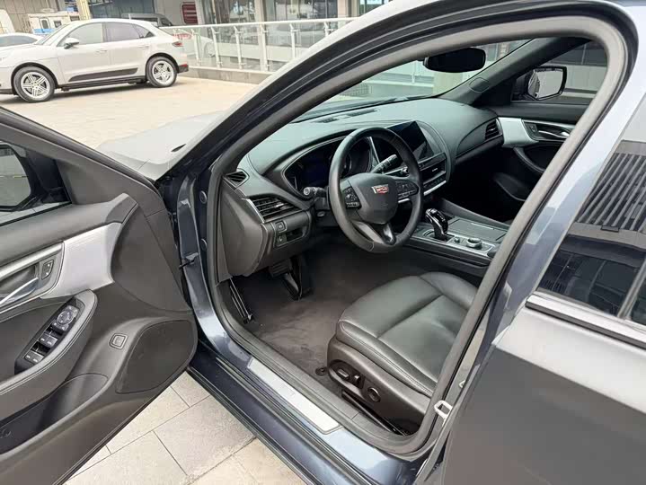 Фото 5 - Cadillac CT5