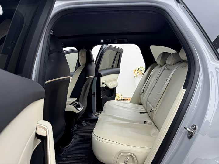 Фото 9 - Nio ES6