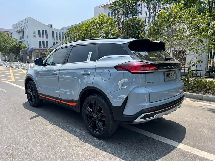 Фото 5 - Geely Atlas