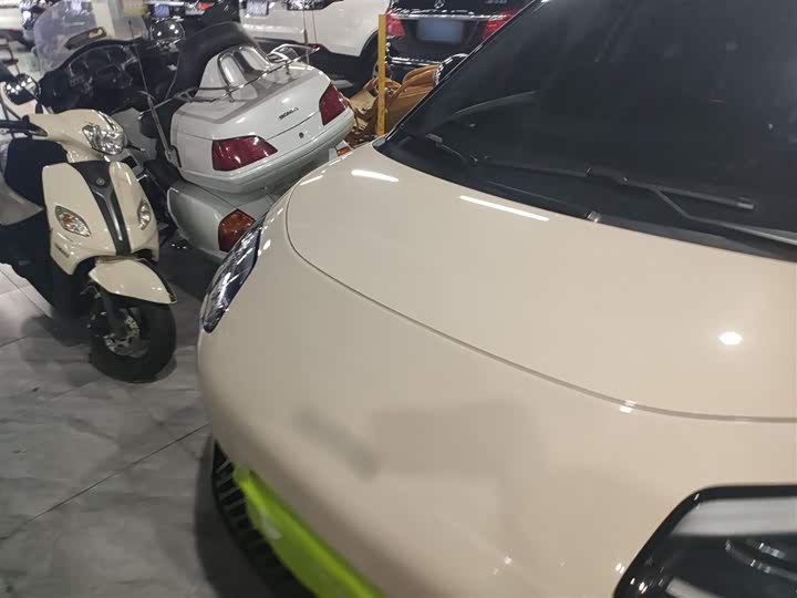 Фото 3 - GAC Aion UT